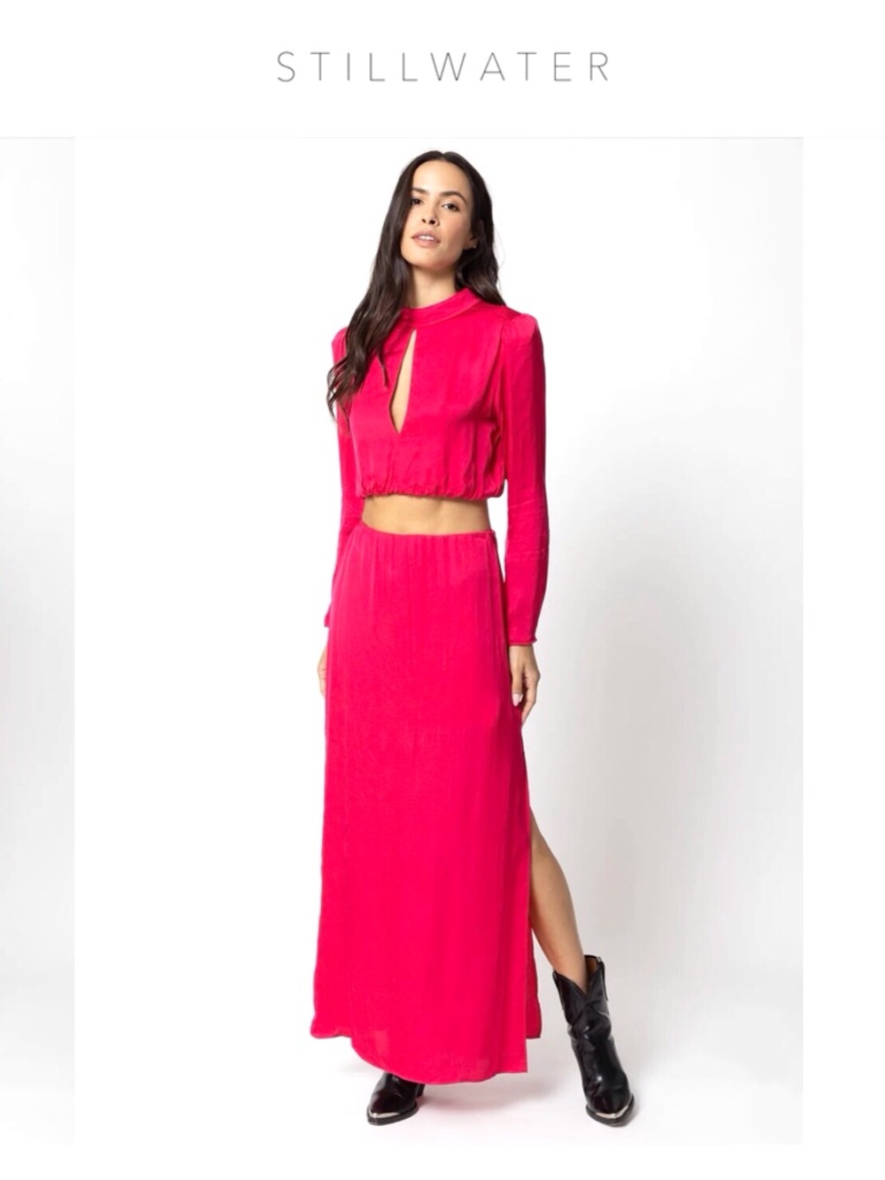 Stillwater Cropped High-Neck Long-Sleeve Blouse in Hot Pink Small